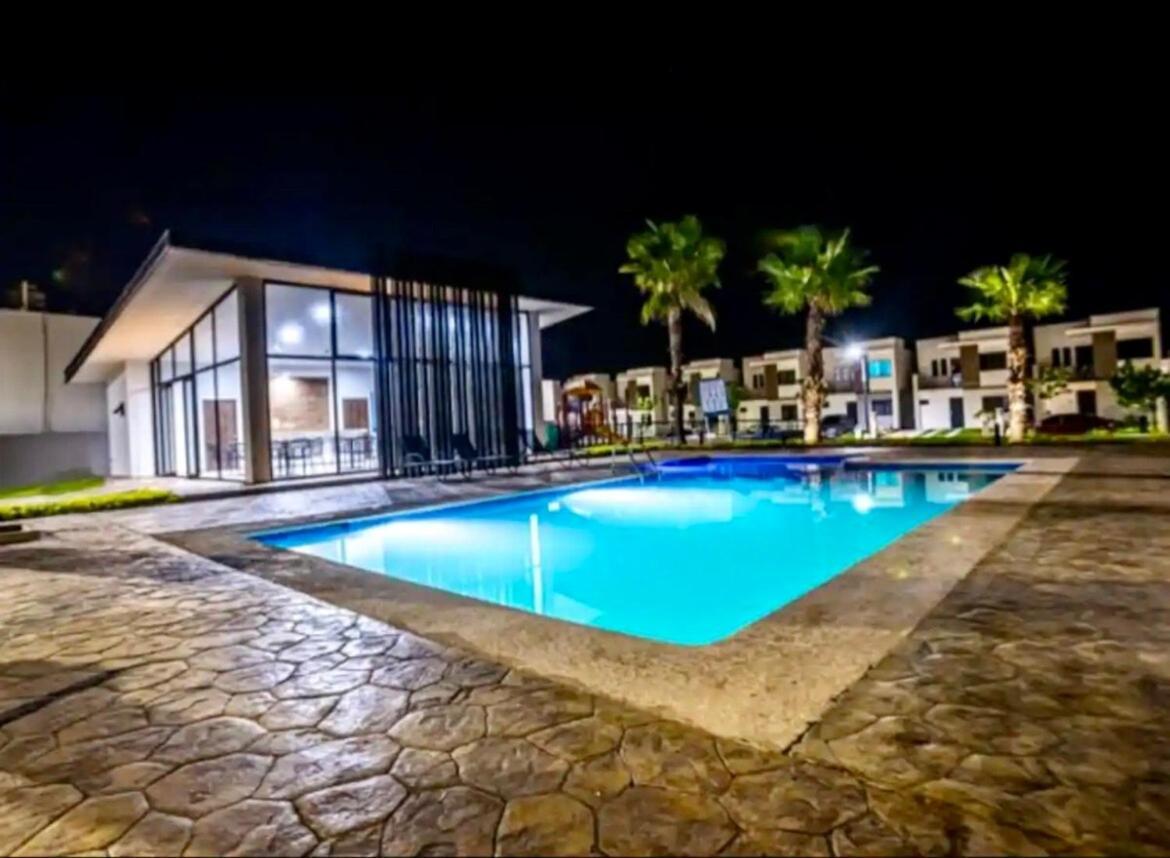Casa Exclusiva Con Alberca En Privada Cerca De Galeria Holiday home