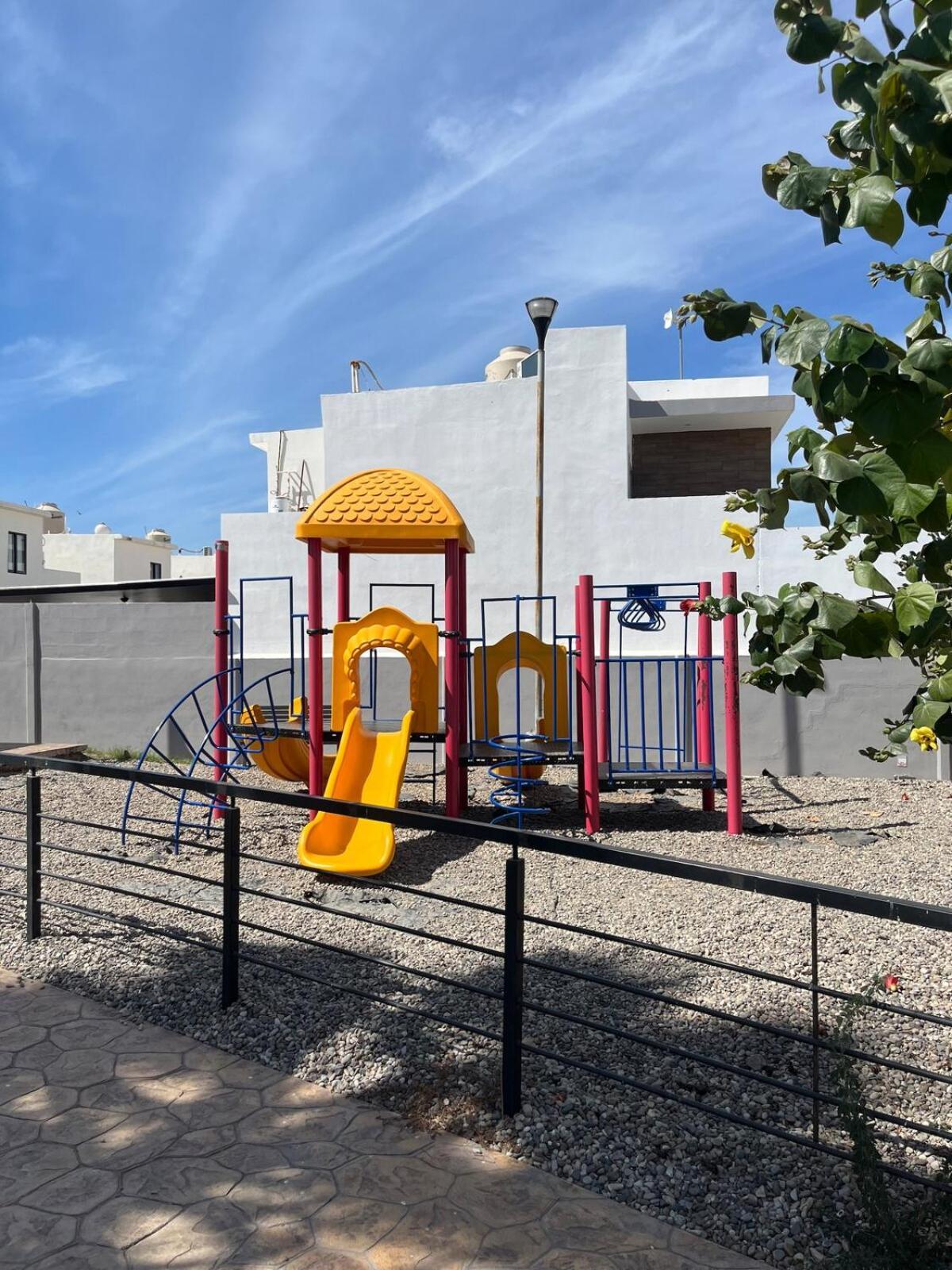 Casa Exclusiva Con Alberca En Privada Cerca De Galeria Holiday home