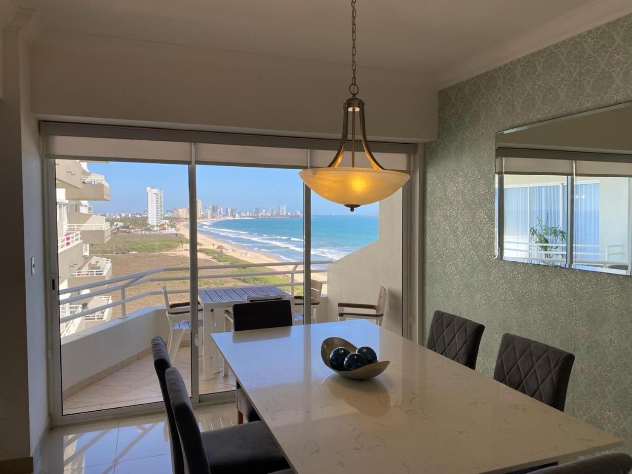 Apartment A Pie De Playa Con Alberca Jacuzzi Vista Al Mar Mazatlan
