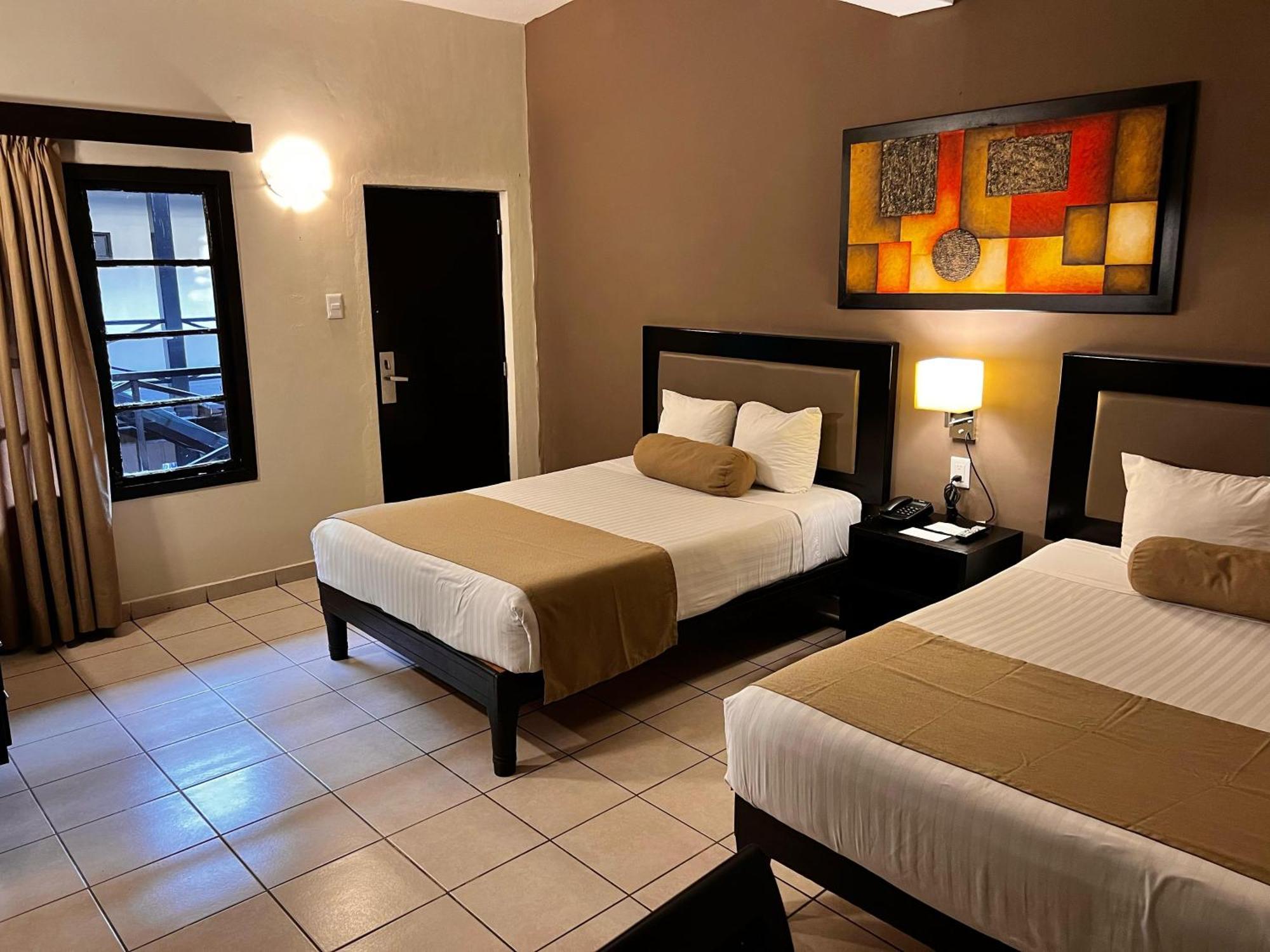 La Siesta Hotel