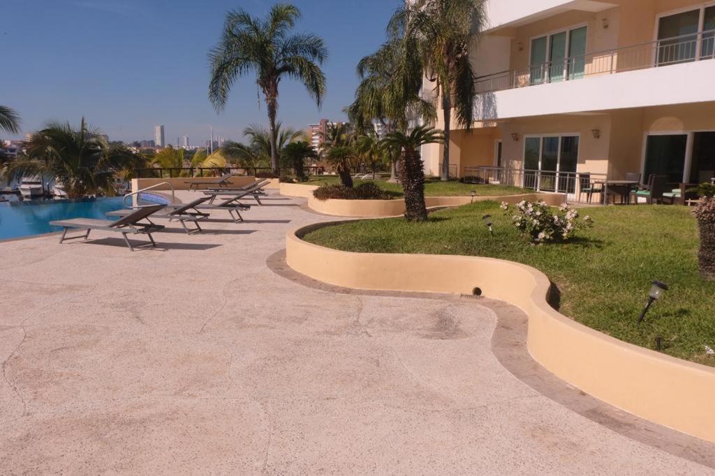 Pm * Mazatlan
