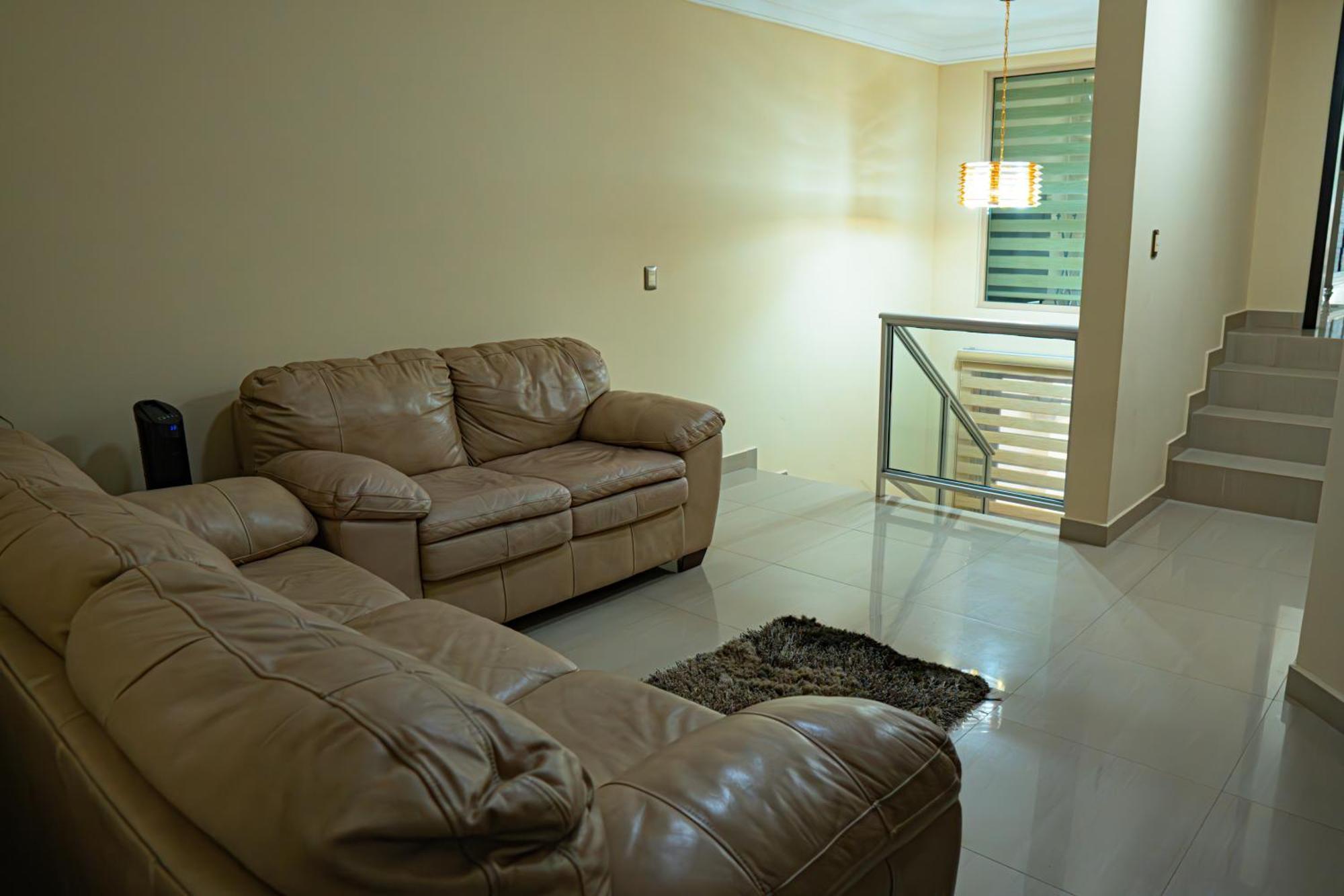 Casa Con Alberca En Excelente Ubicacion, Grupos Grandes De Personas