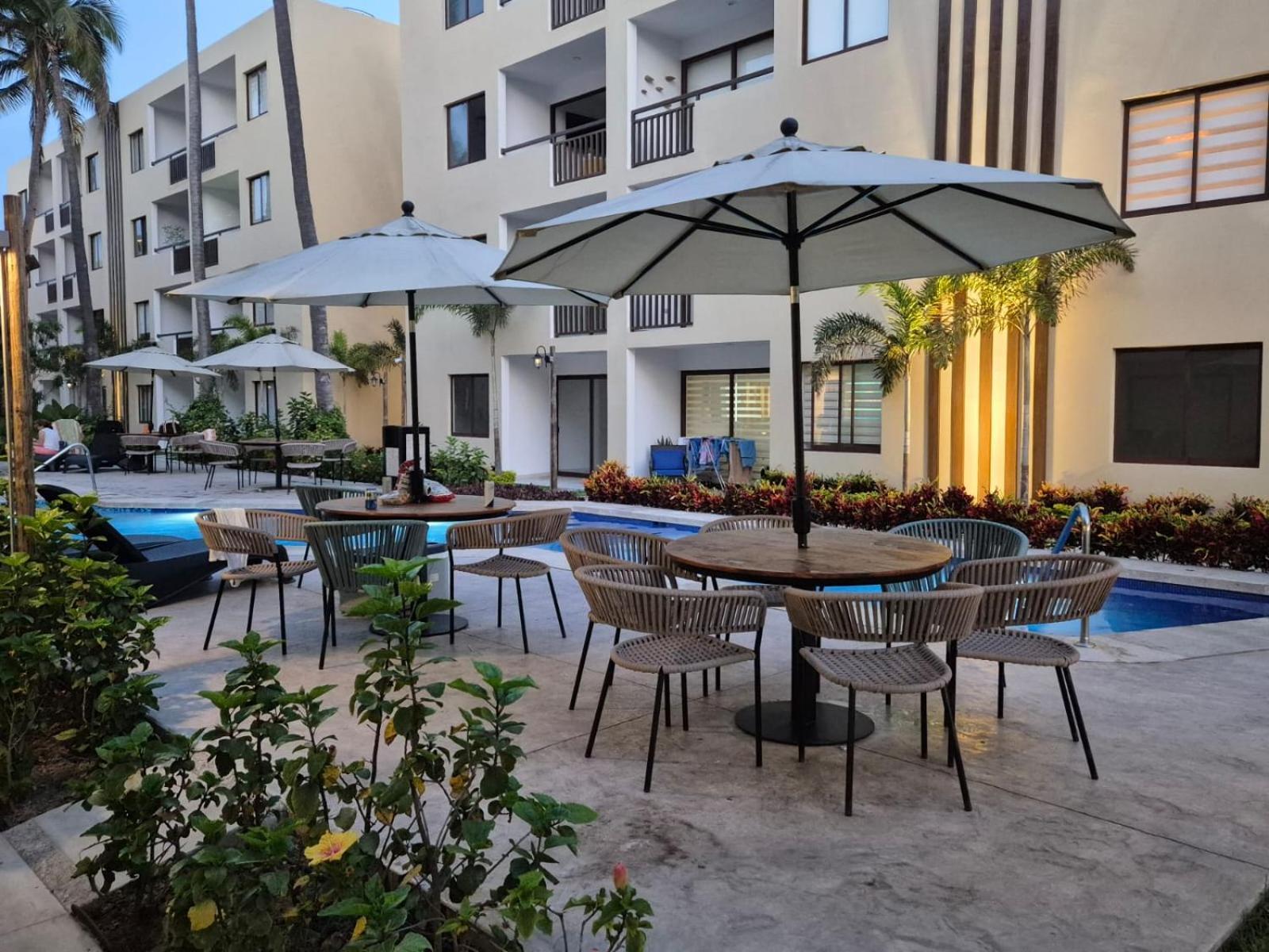 New Oceanfront Apartment Mazatlan