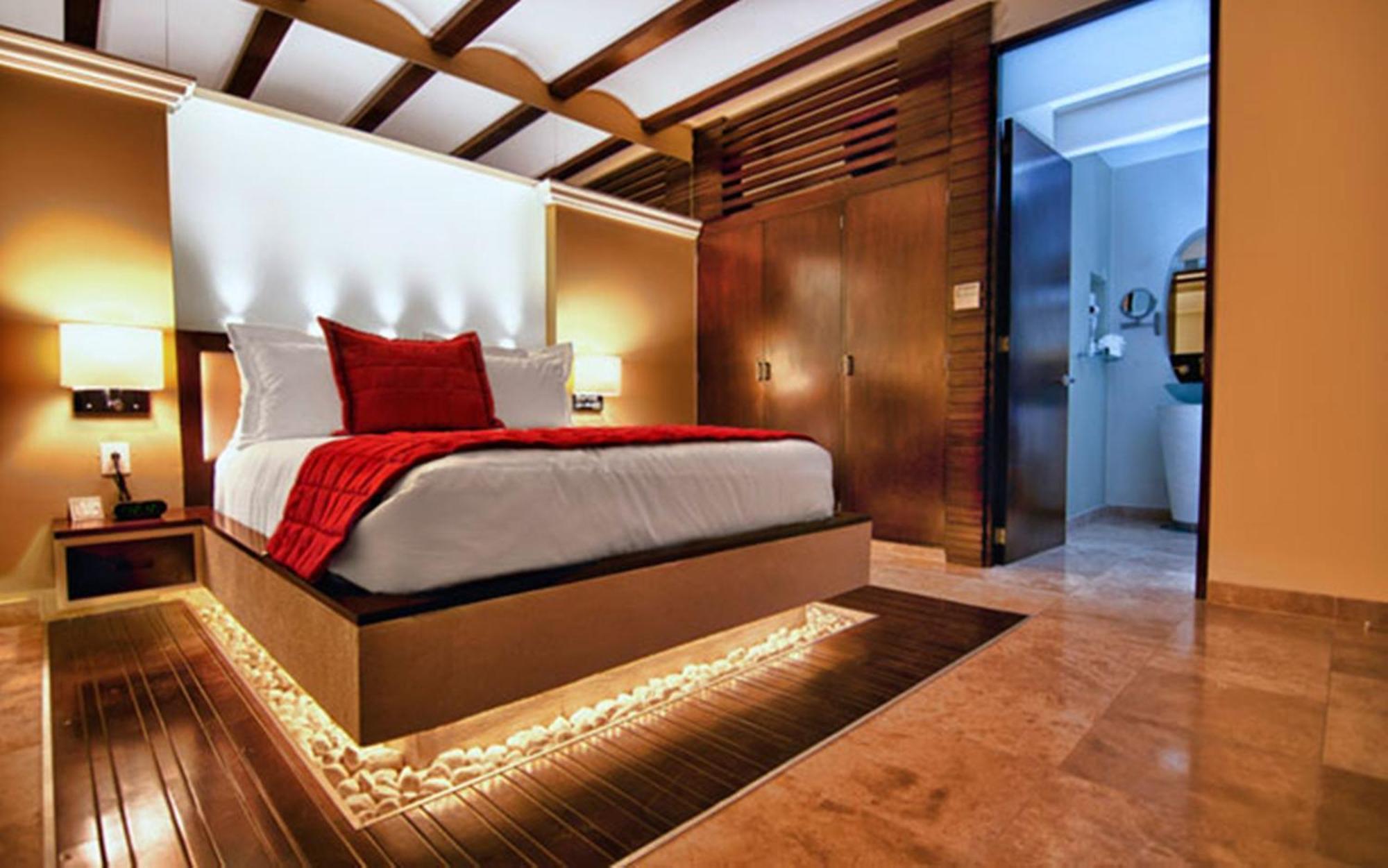 Hotel The Jonathon Boutique 5*