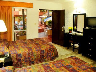 Azteca Hotel 3*