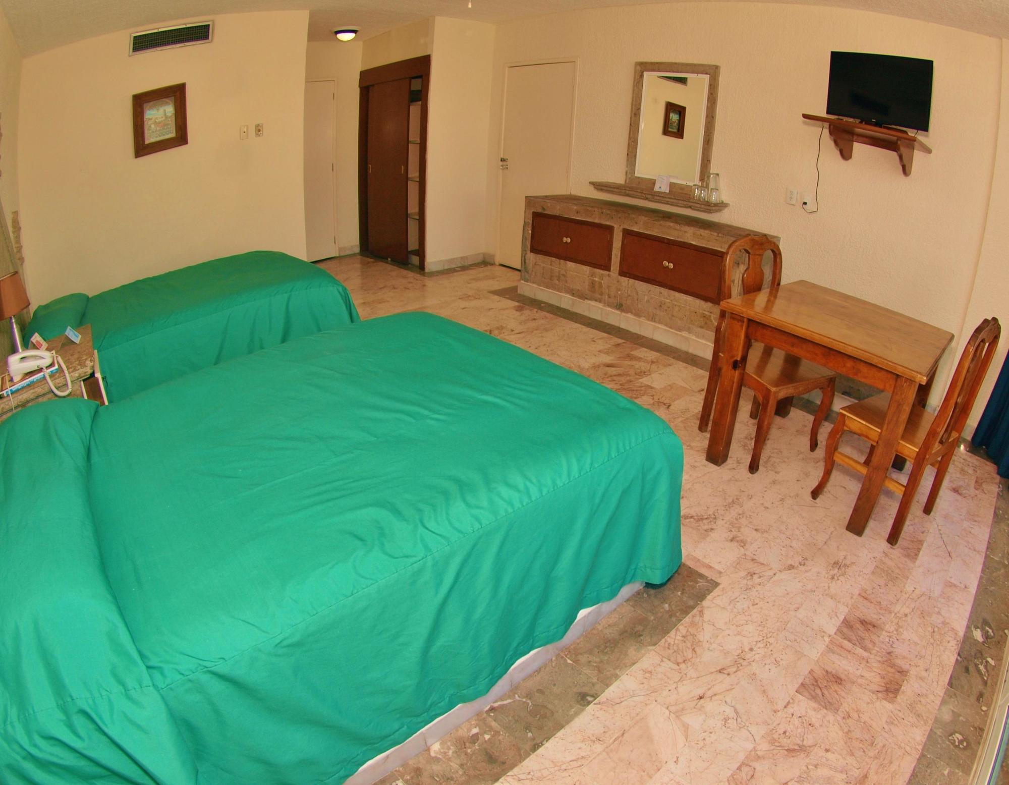 Solamar 4*