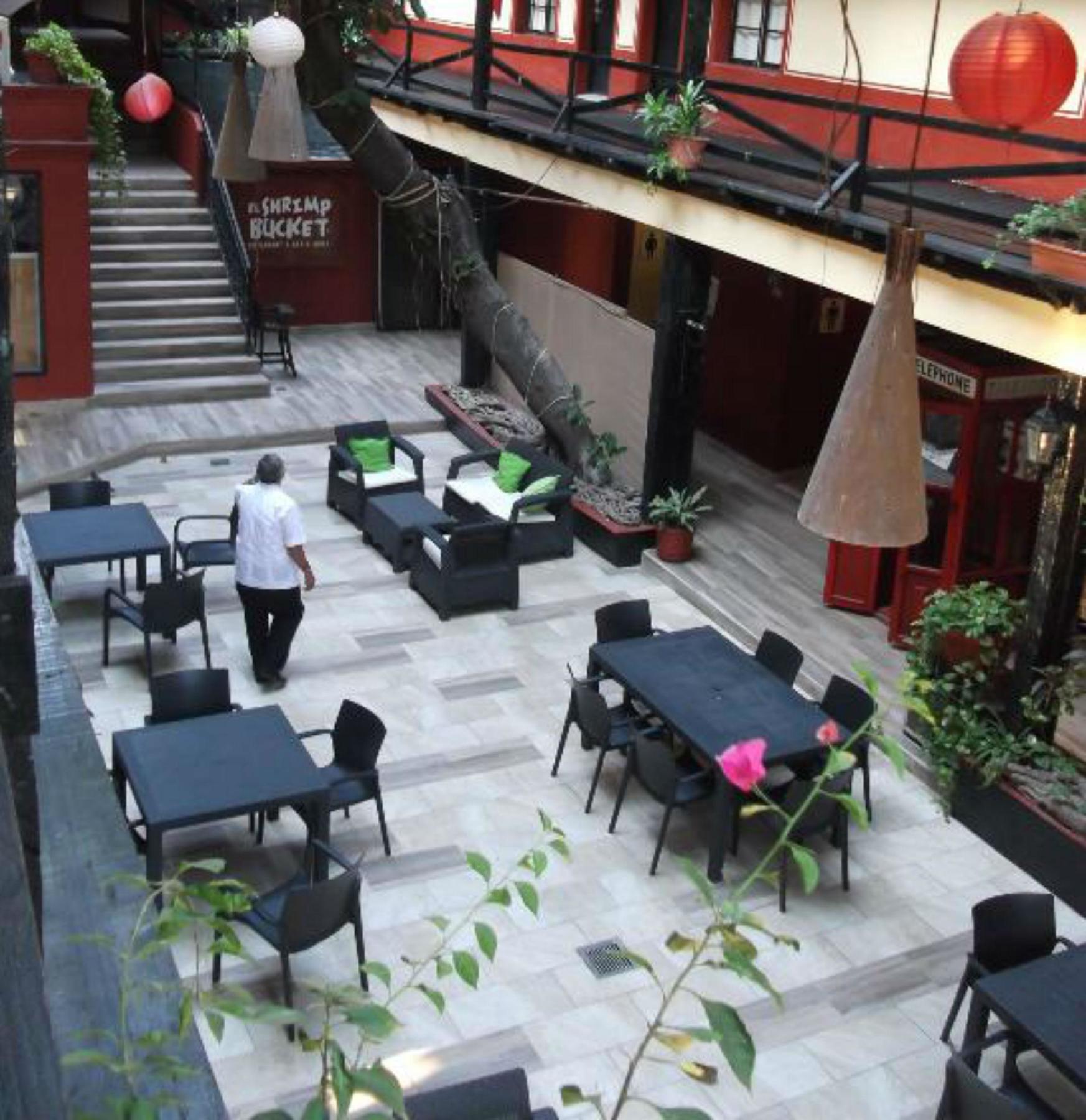 La Siesta Hotel