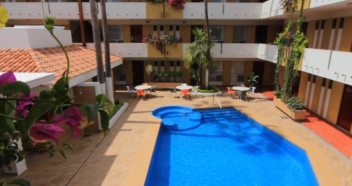 Azteca Hotel