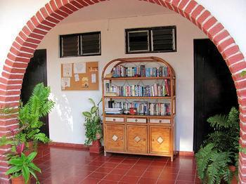 Mariana Hotel