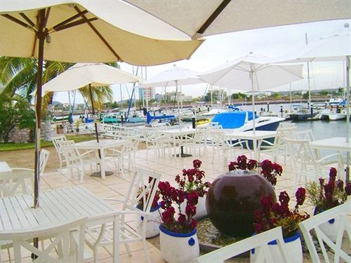 Isla Club Hotel 4*
