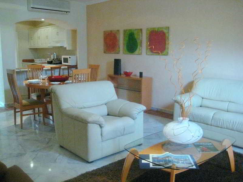 Hotel Isla Club