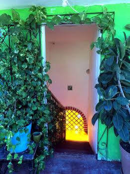 Mariana Hotel
