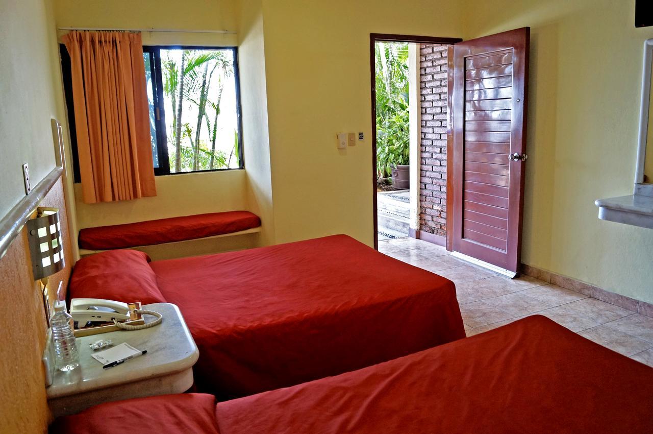 La Palapa 2*