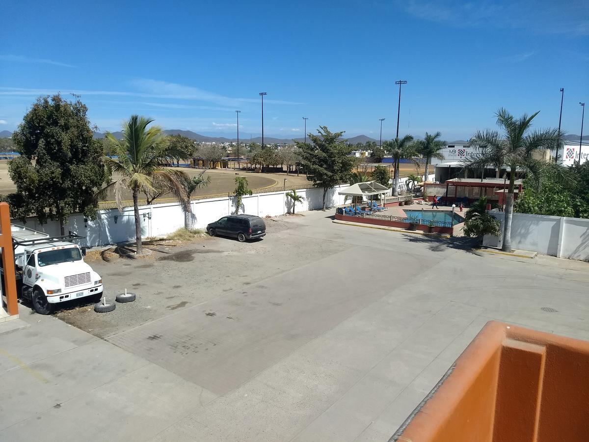 El Descanso Mazatlan