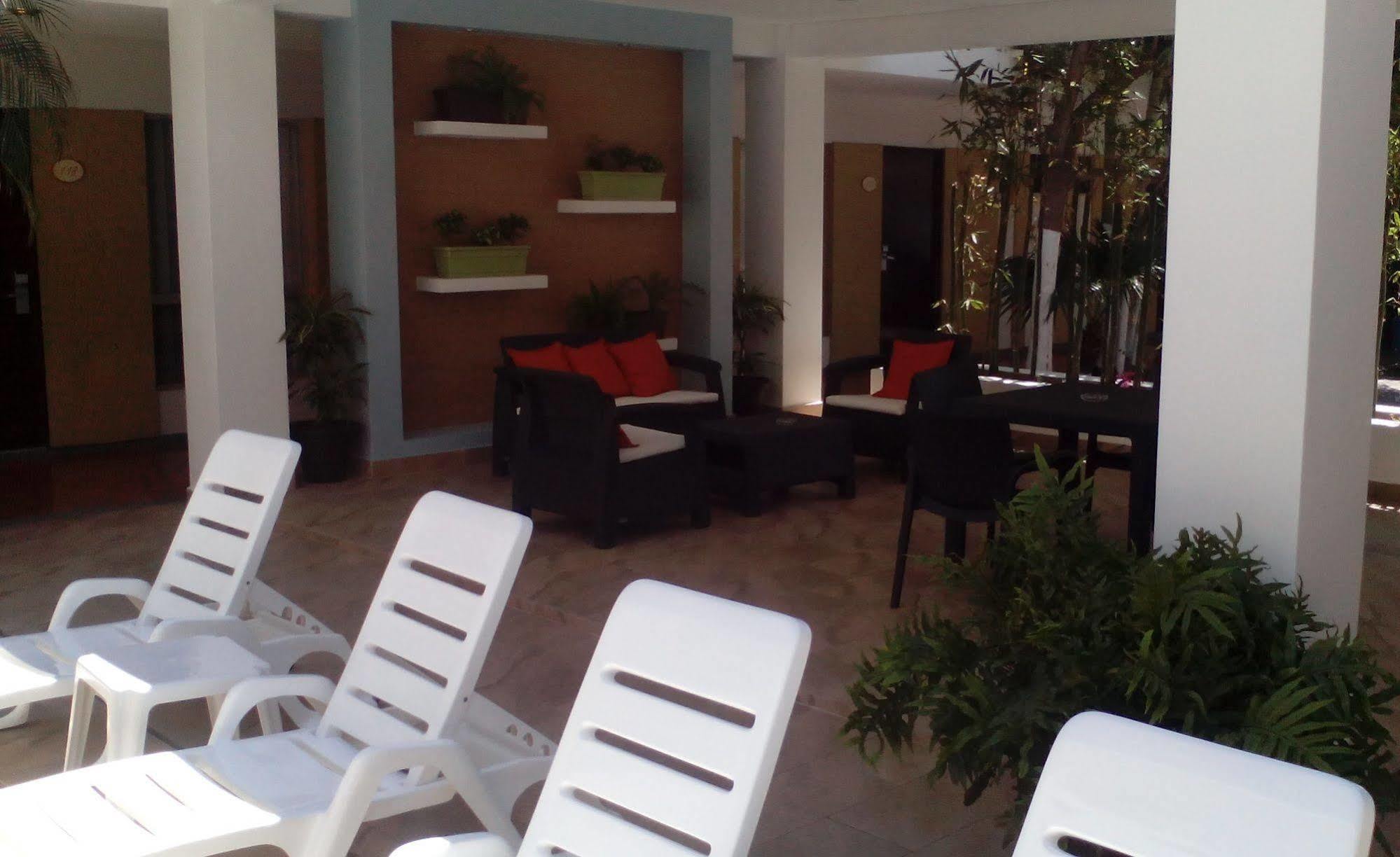 Azteca Hotel 3*
