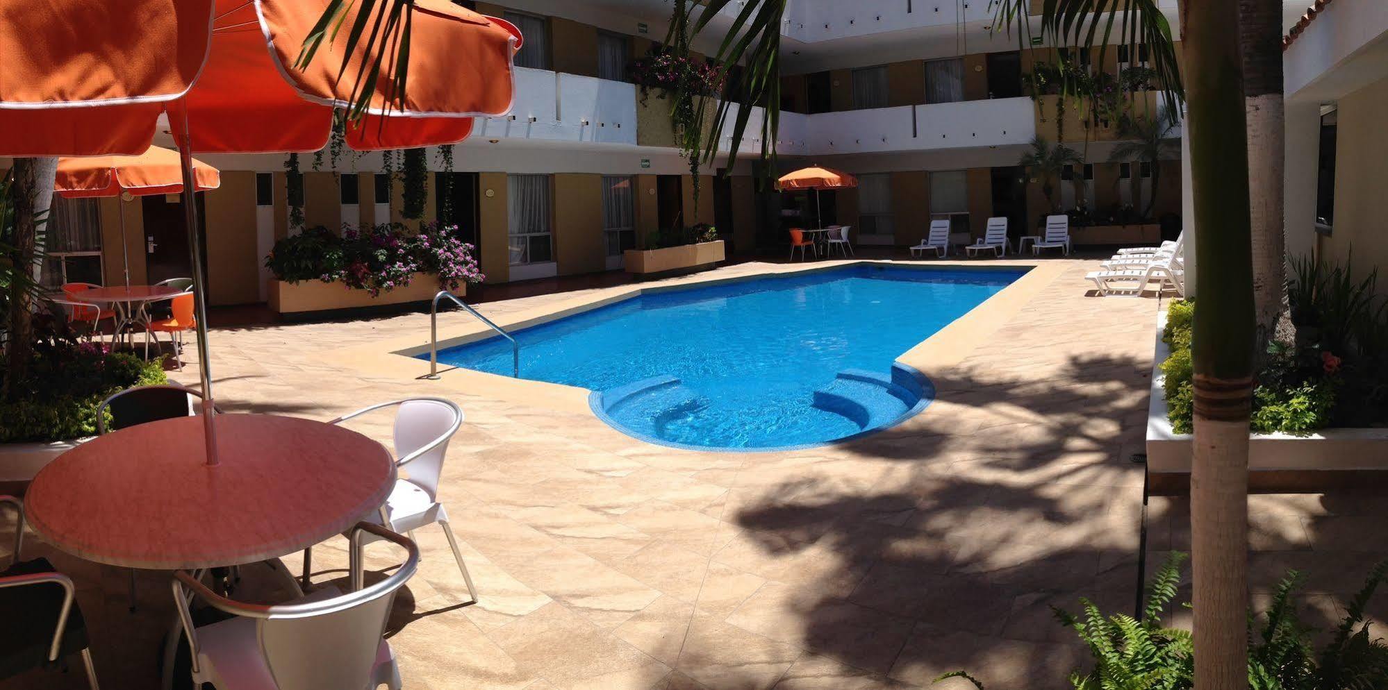 Hotel Azteca Mazatlan