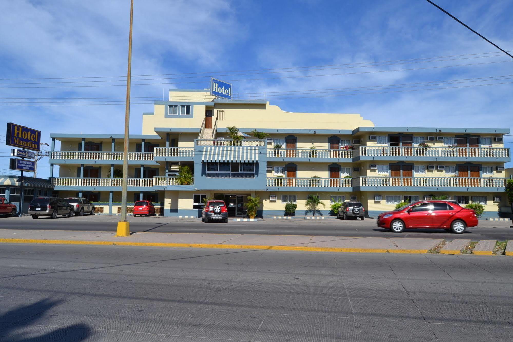 Hotel Mazatlan 2*
