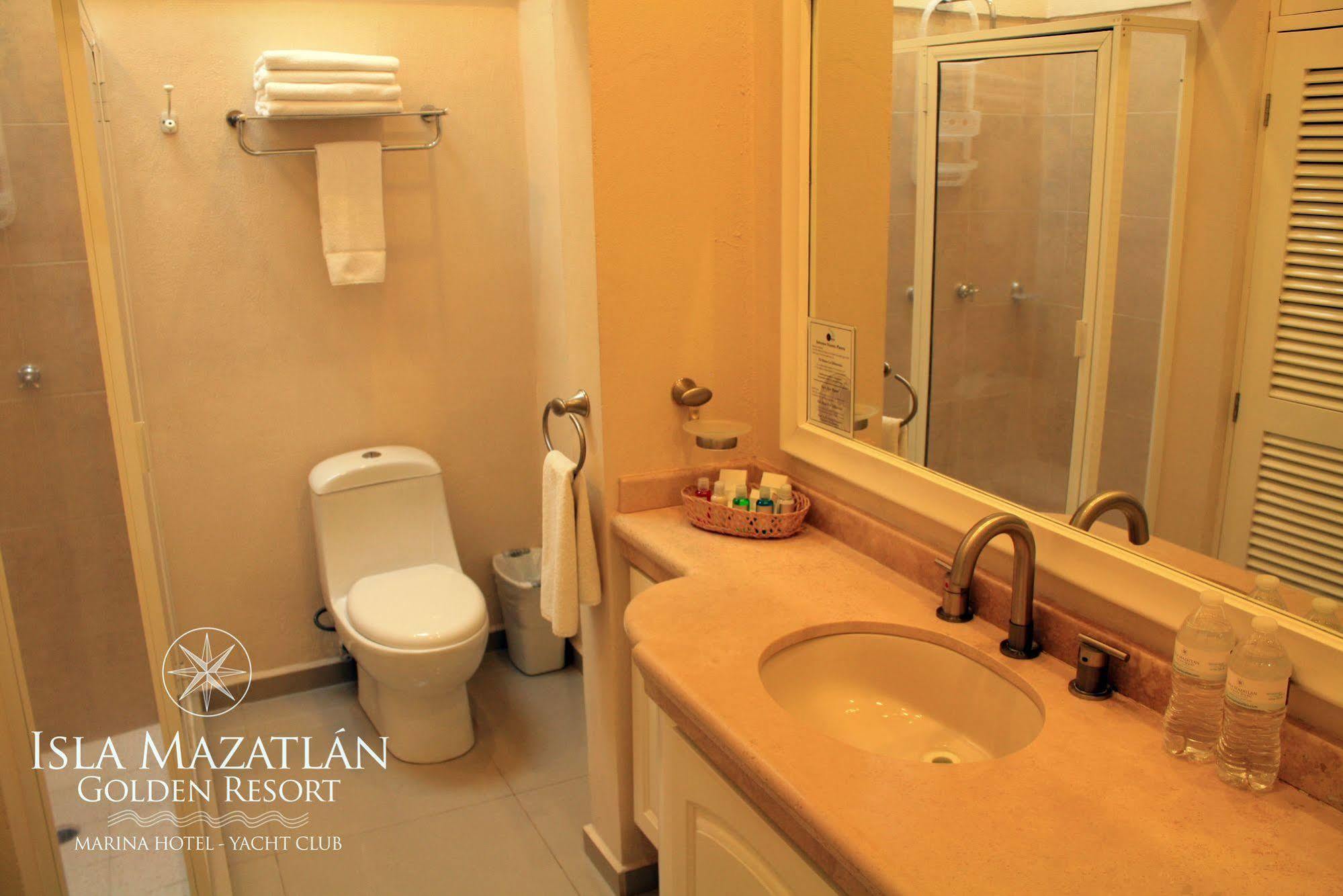 Isla Club Hotel 4*