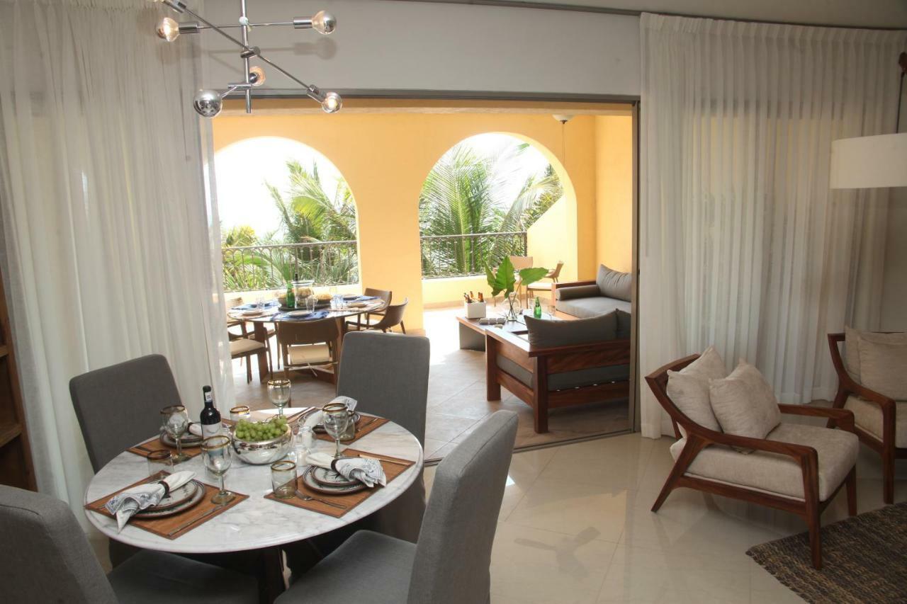 Beachfront At Gavias Grand 216 *