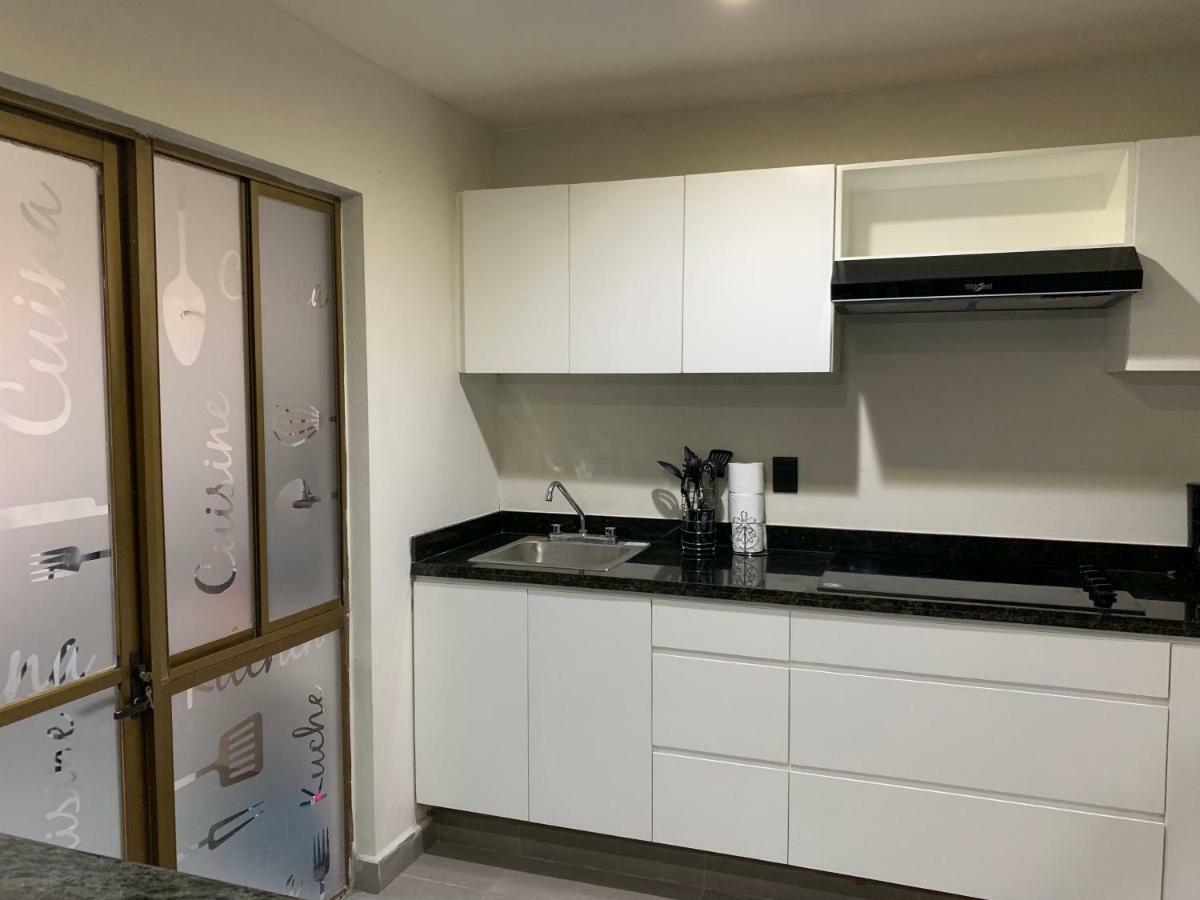 Apartment Zona Dorada: Amplio Departamento 12 *