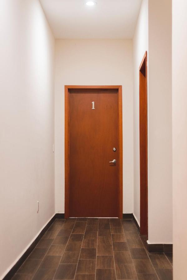 La Lola Hotel&suites