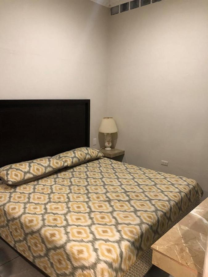 Apartment Coxcatlan A Pie De Playa Mazatlan