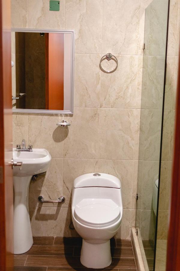 La Lola Hotel&suites 3*